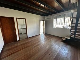 https://www.gallito.com.uy/vivi-cerca-de-todo-moderna-casa-de-2-dormitorios-en-excelen-inmuebles-27972485