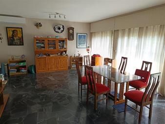 https://www.gallito.com.uy/gran-padron-unico-en-2-plantas-en-punta-gorda-inmuebles-27981907
