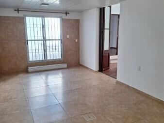 https://www.gallito.com.uy/casa-en-alquiler-4-dormitorios-en-la-comercial-inmuebles-27989422