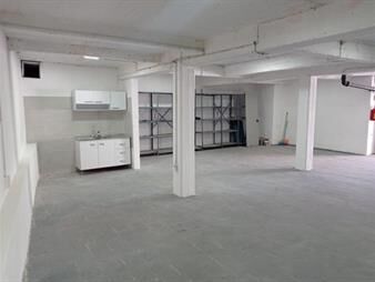 https://www.gallito.com.uy/vivienda-o-local-con-acceso-para-entrar-y-dejar-motos-inmuebles-27913565