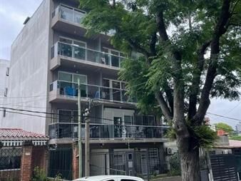 https://www.gallito.com.uy/susena-inversiones-vende-monoambiente-con-renta-buceo-inmuebles-28010572