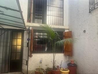 https://web5.gallito.com.uy/residencia-principal-con-apartamento-independiente-doble-p-inmuebles-28021216