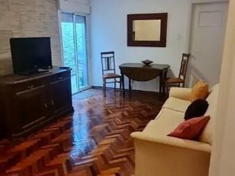 https://www.gallito.com.uy/apartamento-en-pocitos-en-excelente-ubicacion-en-zona-tranqu-inmuebles-28035881