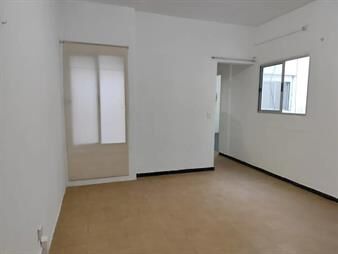 https://web5.gallito.com.uy/2-dorm-bajos-gastos-comunes-s1500-patio-inmuebles-28035999