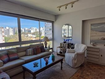 https://web5.gallito.com.uy/gran-apartamento-de-3-dormitorios-servicio-inmuebles-28039586