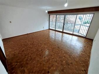 https://web5.gallito.com.uy/bajo-comodo-apto-3dorm-servicio-ggex2-inmuebles-28039817