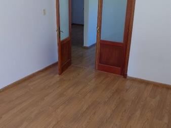 https://web5.gallito.com.uy/alquiler-casa-de-altos-2-dorm-1-baño-terrazas-malvin-sur-inmuebles-28040163