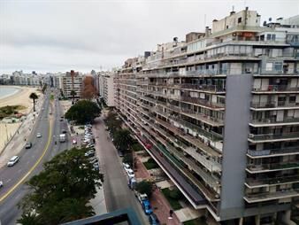 https://web5.gallito.com.uy/bajo-piso-alto-en-emblematico-edificio-de-pocitos-inmuebles-28040243