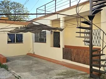 https://web5.gallito.com.uy/hermosa-casa-2-dorm-con-garage-sayago-inmuebles-28062953