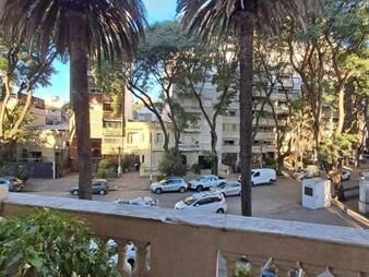 https://www.gallito.com.uy/alquiler-pocitos-edificio-de-estilo-3-dormitorios-3baños-gge-inmuebles-28063711