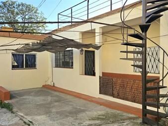 https://web5.gallito.com.uy/preciosa-casa-2-dorm-ccochera-sayago-inmuebles-28063749