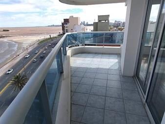 https://web5.gallito.com.uy/categoria-en-rambla-de-malvin-170mts-de-planta-ggex1-inmuebles-28063804