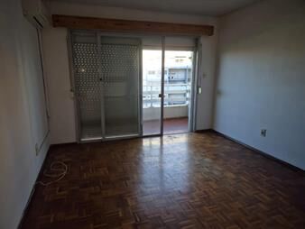 https://web5.gallito.com.uy/apartamento-de-2-dormitorios-en-pocitos-inmuebles-23429515
