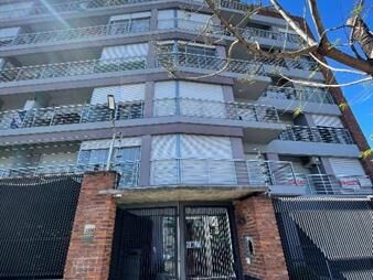 https://web5.gallito.com.uy/divino-apartamento-tres-dormitorios-dos-baños-garaje-doble-inmuebles-28067998