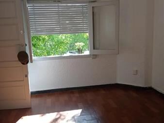 https://web5.gallito.com.uy/frente-1er-por-escalera-gc-s1400-aguada-inmuebles-28077246