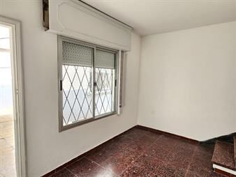 https://web5.gallito.com.uy/excelente-tipo-casa-en-impecable-estado-muy-seguro-inmuebles-28082238