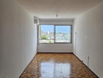 https://web5.gallito.com.uy/piso-alto-con-vista-despejada-inmuebles-28067633
