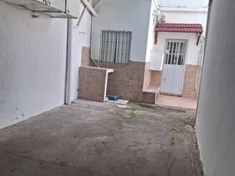 https://web5.gallito.com.uy/interesante-tipo-casita-en-3-niveles-sin-g-comunes-inmuebles-28098294