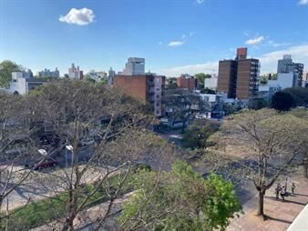 https://web5.gallito.com.uy/apartamento-amplio-al-frente-–-excelente-vista-y-ubicacion-inmuebles-28125255