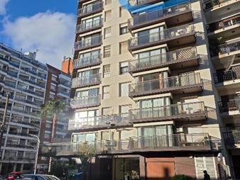https://www.gallito.com.uy/venta-de-apartamento-con-balcon-en-pocitos-inmuebles-28125727