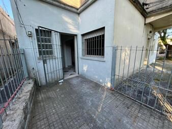 https://web5.gallito.com.uy/linda-y-amplia-casita-1-dormitorio-patios-inmuebles-28156978