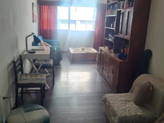 https://web5.gallito.com.uy/venta-apartamento-de-1-dormitorio-cocina-baño-cordon-inmuebles-28161458