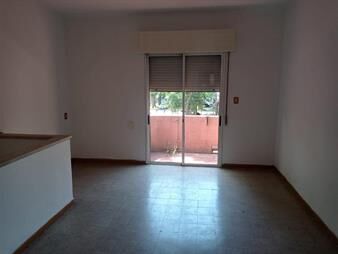 https://web5.gallito.com.uy/imperial-vende-casa-planta-alta-dos-dormitorios-inmuebles-28166619