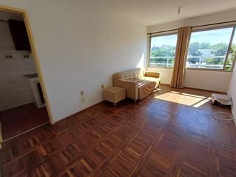 https://www.gallito.com.uy/excelente-ubicacion-apto-2-dorm-todo-al-frente-inmuebles-28188553