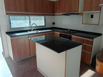 https://web5.gallito.com.uy/casa-con-patio-grande-2-dormitorios-sin-gastos-comunes-inmuebles-28210642