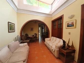 https://web5.gallito.com.uy/casa-3-dormitorios-parrillero-acceso-a-azotea-inmuebles-28216535
