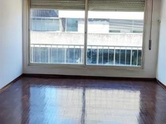 https://www.gallito.com.uy/monoambiente-impecable-al-frente-–-minas-casi-18-de-julio-inmuebles-28230084