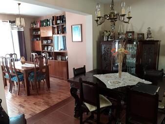 https://web5.gallito.com.uy/venta-casa-punta-gorda-garaje-barbacoa-parrillero-3-baños-inmuebles-28253670