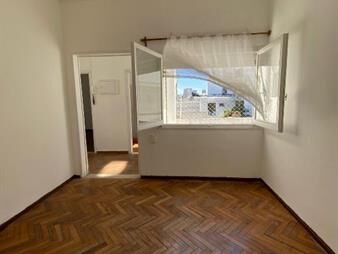 https://www.gallito.com.uy/precioso-apto-1-dorm-cterraza-centro-inmuebles-28258764