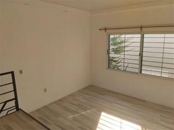 https://web5.gallito.com.uy/precioso-duplex-sin-gastos-comunes-a-1-cuadra-de-agraciada-inmuebles-28270271
