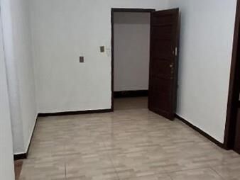 https://web5.gallito.com.uy/se-alquila-apto-2-dormitorios-planta-baja-barrio-sur-inmuebles-28270608