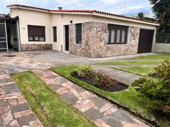 https://www.gallito.com.uy/vendo-casa-de-3-dormitorios-3-baños-con-piscina-inmuebles-28282846