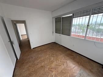 https://www.gallito.com.uy/apartamento-3-dormitorios-2-baños-inmuebles-28313659