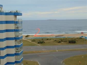 https://web5.gallito.com.uy/apartamento-en-brava-3-dormitorios-inmuebles-18265045