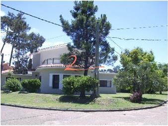 https://web5.gallito.com.uy/casa-en-mansa-5-dormitorios-inmuebles-18265338
