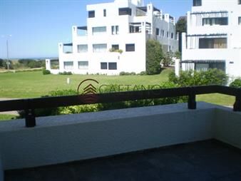 https://web5.gallito.com.uy/tradicional-apartamento-en-primera-lã­nea-de-playa-brava-inmuebles-18410389