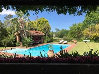 https://web5.gallito.com.uy/magnifica-residencia-sobre-cancha-de-golf-inmuebles-18410817