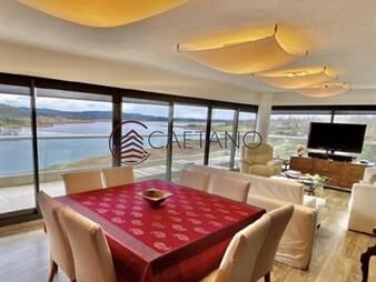 https://www.gallito.com.uy/apartamento-penthouse-en-venta-con-vista-tres-dormitorios-inmuebles-18411290