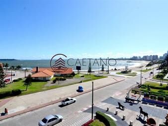 https://web5.gallito.com.uy/apartamento-en-mansa-3-dormitorios-con-terraza-inmuebles-18411598
