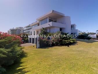 https://web5.gallito.com.uy/casa-5-dormitorios-mansa-punta-del-este-inmuebles-18937048