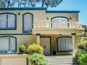 https://web5.gallito.com.uy/casa-en-venta-de-4-dormitorios-en-la-barra-inmuebles-19498308