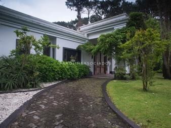 https://www.gallito.com.uy/casa-en-san-rafael-punta-del-este-inmuebles-18625817