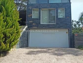 https://web5.gallito.com.uy/casa-en-venta-de-4-dormitorios-en-la-barra-inmuebles-19659534