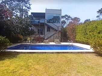 https://www.gallito.com.uy/venta-de-casa-4-dormitorios-en-montoya-la-barra-inmuebles-19858729