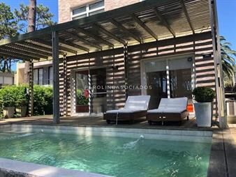 https://web5.gallito.com.uy/venta-de-casa-de-4-dormitoris-en-montoya-punta-del-este-inmuebles-20001443
