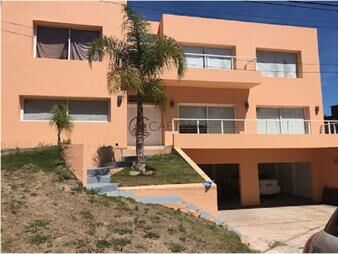 https://web5.gallito.com.uy/casa-a-estrenar-en-zona-de-playa-brava-inmuebles-19997851